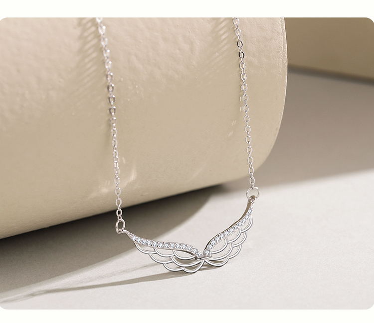 925 Sterling Silver Pendant Necklace, Shining Zircon Simple Aesthetics Elegant Simple Thin Chain, for Wedding
