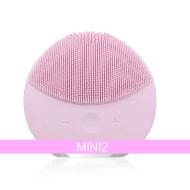 Rechargeable Electric Silicone Face Brush for Women Deep Cleansing, Refreshes & Moisturizes Skin ﻿