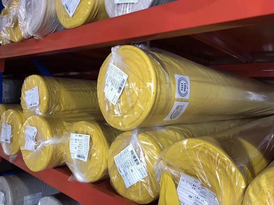 300t Pongee Fabric, 100% Polyester 50d*50d Solid Dyed Waterproof Finish ization Eco-friendly, Suitable for Jackets