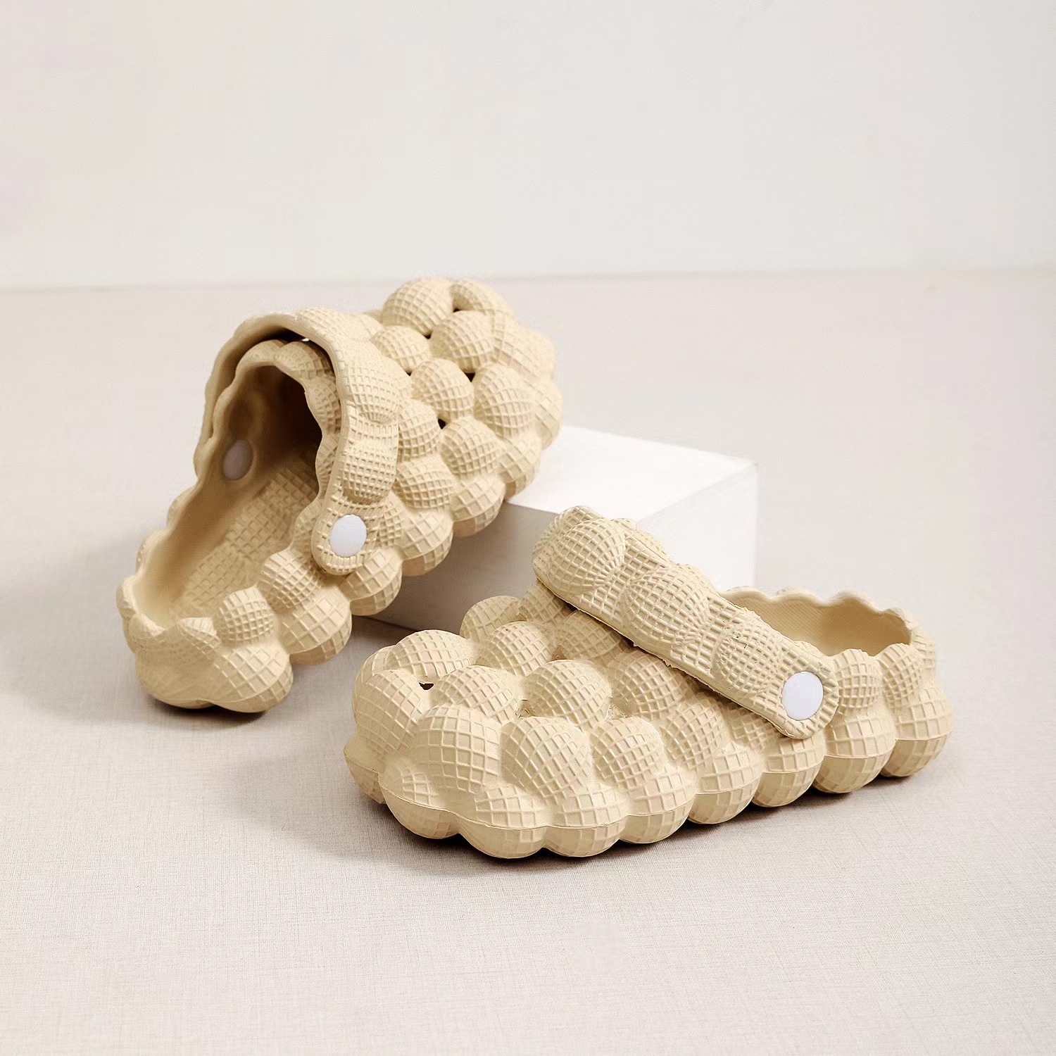 Kids Bubble Shoes Sandals Boys Girls Beach Slipper Summer Bubble Slides 