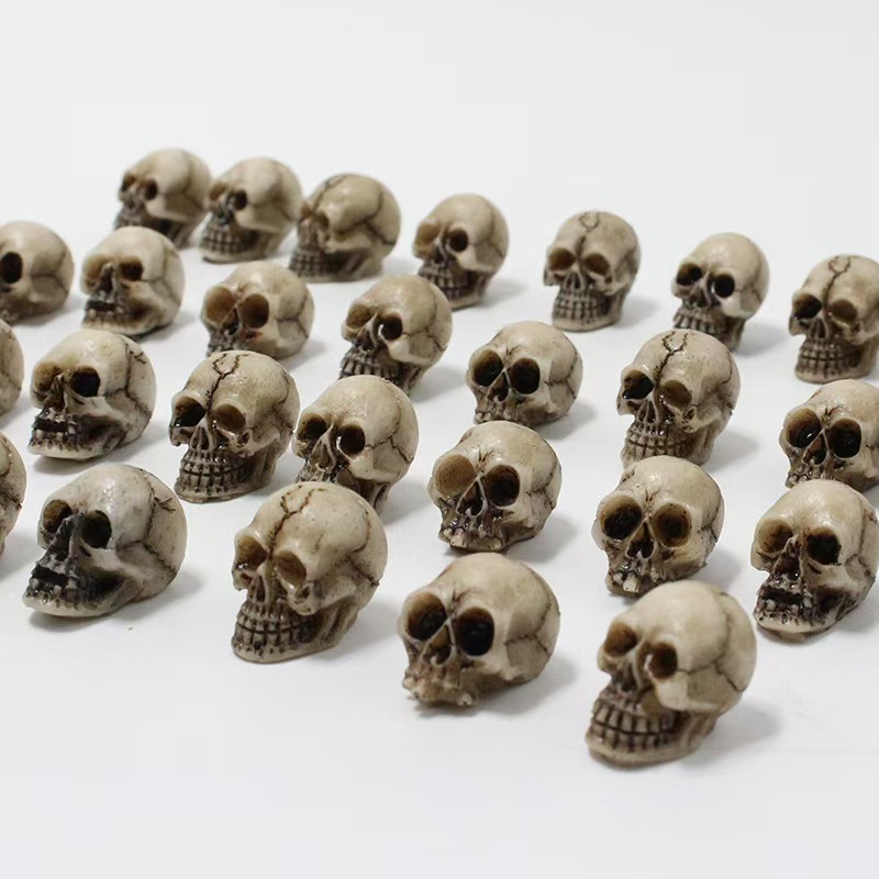 Small Skeleton Ornaments 40pcs Small Resin Skeleton Figurine Halloween Polyresin Skeleton Decorations