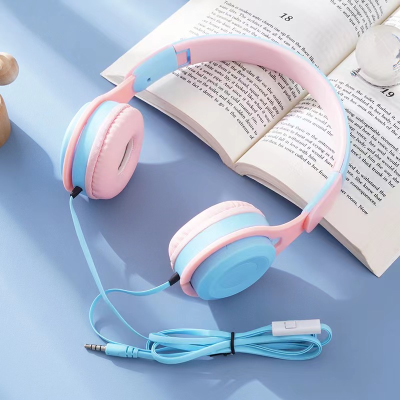 Head-Wearing Wired Headphones with Heavy Bass Compatible with Mobile Phones and Computers