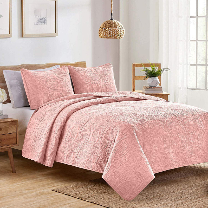 White Modern Style Queen Lightweight Microfiber Coverlet 3 Piece Set  Home Quilt Set