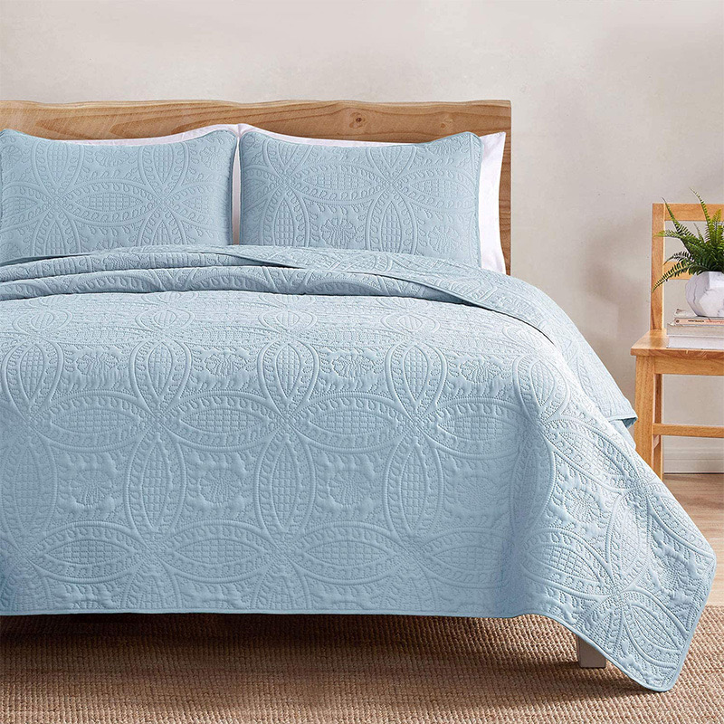 White Modern Style Queen Lightweight Microfiber Coverlet 3 Piece Set  Home Quilt Set