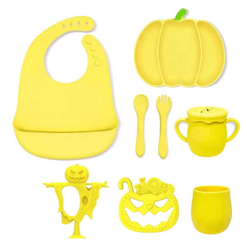 Baby Feeding Set Soft Spoon Collapsible Bib Food Grade Safe Non-slip Silicone Baby Feeding Tableware Set For Children