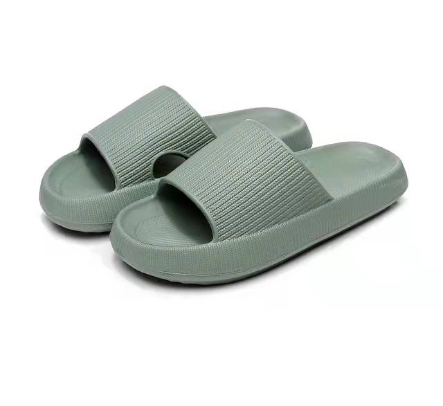Women's Plush Platform Slippers with Anti Slip Soft Sole, Thickened Bottom, and Durable Comfort for Bathroom Use ﻿