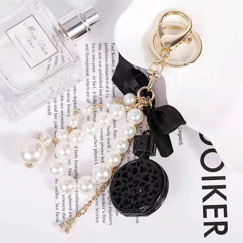 New Designer Perfume Bottle Bow Key Chain with Rhinestone Bling Beauty Inspired Keychain Accessory ﻿