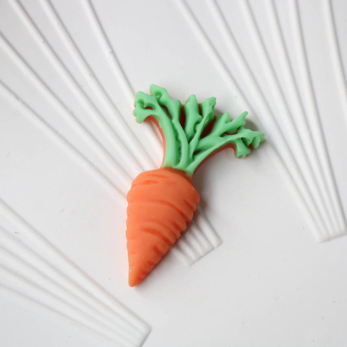 Win-top cheap price mat effect artificial fruit vegetable shape flat back resin cabochon for hair pin
