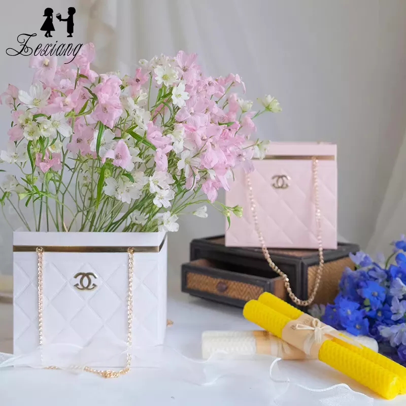 2pcs New folding environmental protection flower carrier bag gold chain flower bouquet packaging bag rose Gift Box