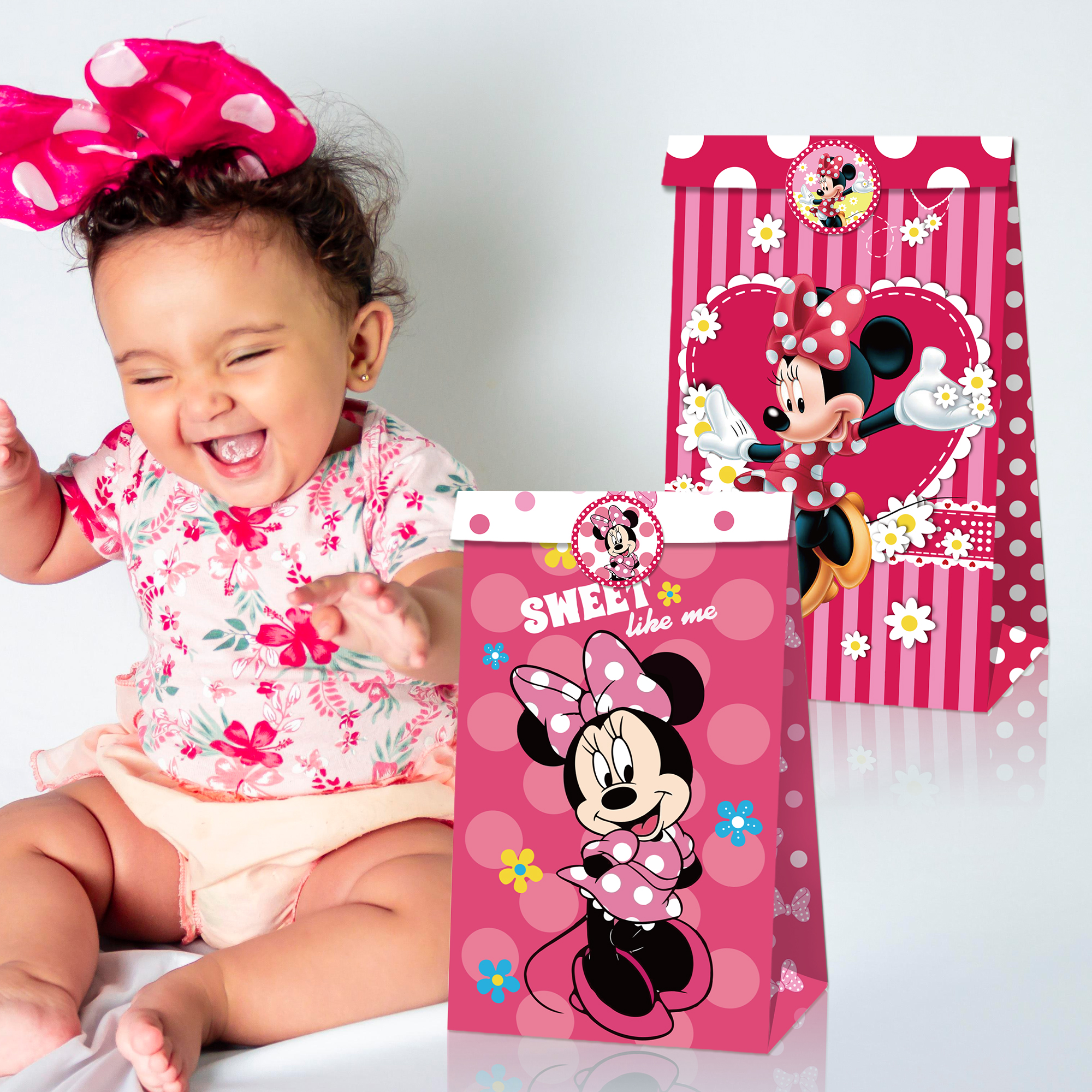 MB012 Cartoon Minnie Party Favors Bag Candy Treat Bags 12 pcs Gift Paper Bags with Stickers for Kids Birthday Party Supp