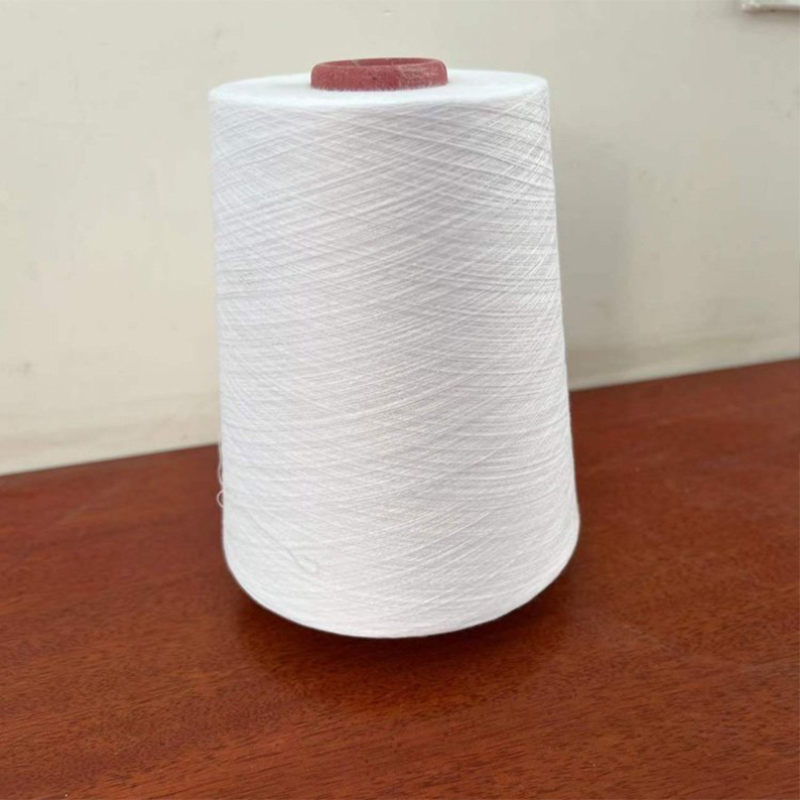 Hot Selling AA Grade Recycled 100% Polyester Yarn Raw White Sewing Thread  Polyester Yarn