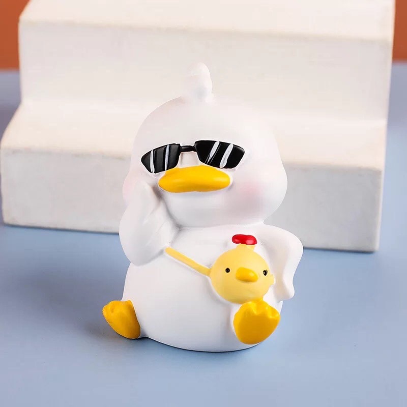 Cartoon Cute Little Yellow Duck Resin Decoration Car Home Decoration Desk Room Decoration