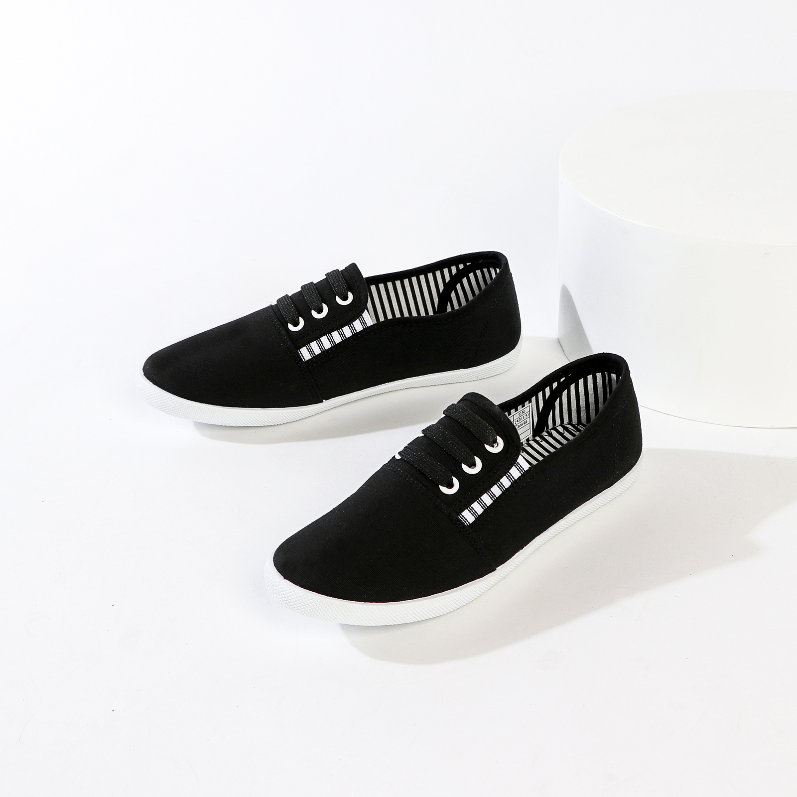 Ladies Classic Slip-On Canvas Flats Casual Low Top Women's Shoes