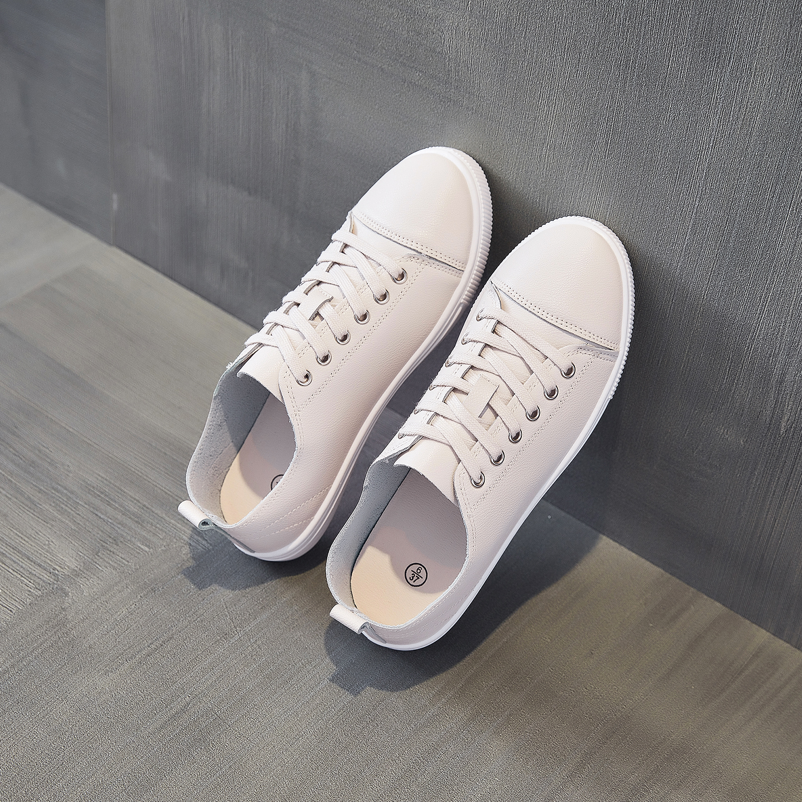 New Style Women's Casual Lace Up PU Leather Shoes Fashionable 