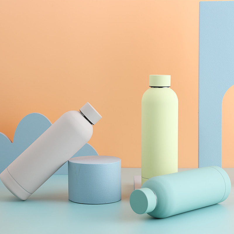 Stainless Steel Insulated Drink Bottle  Water Bottle for Vendors