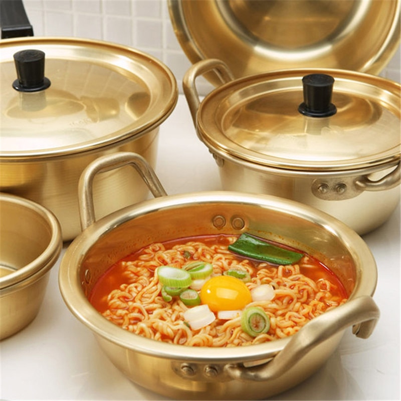 Aluminum Fast Heating Soup & Ramen Pot with Lid Non Stick, Easy to Clean Cookware