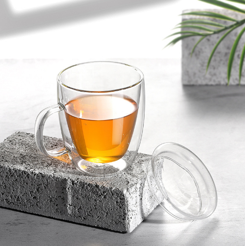 Hand Made Heat Resistant Borosilicate Glass Double Wall Coffee Cups Clear Coffee Mug with Handle and Bamboo lid