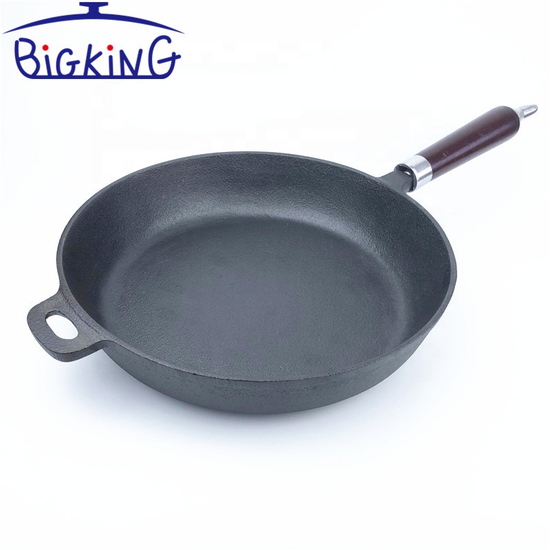 Cast Iron Skillet Cookware Frypan Wooden Handle 
