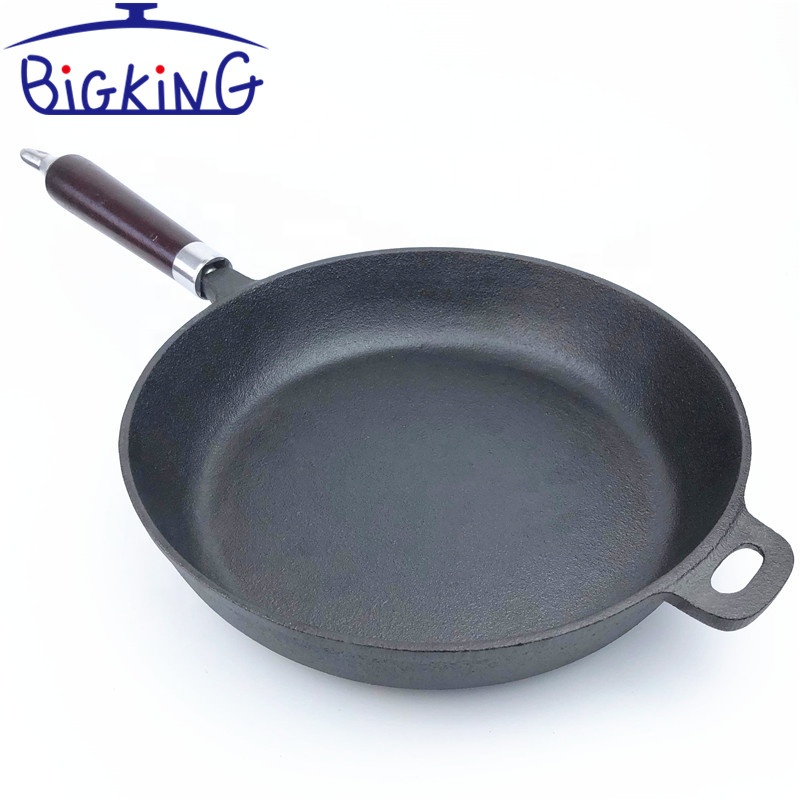 Cast Iron Skillet Cookware Frypan Wooden Handle 