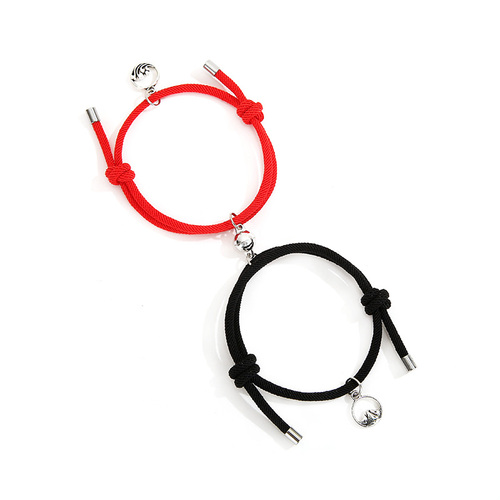 2pcs Couple Magnet Attract Each Other Creative Personality Couple Bracelet Men and Women Charm Girl Bracelet Jewelry Lov