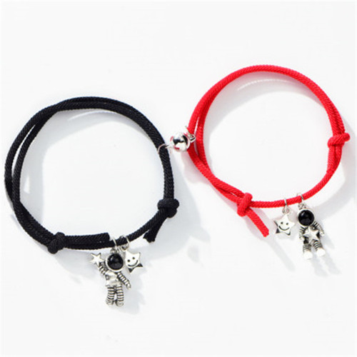 2pcs Couple Magnet Attract Each Other Creative Personality Couple Bracelet Men and Women Charm Girl Bracelet Jewelry Lov
