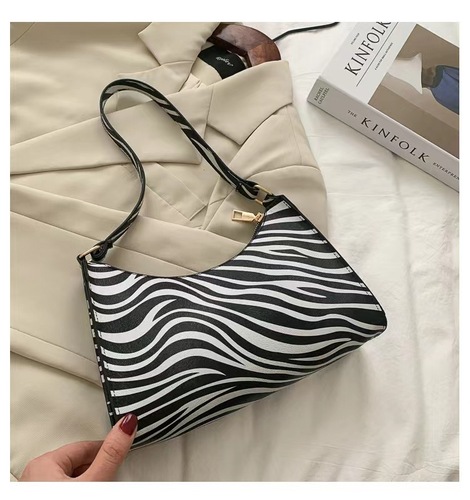 Trendy Glitter Leopard Print Crossbody Bag for Women Rhinestone Crystal Diamond Evening Clutch with PU Leather