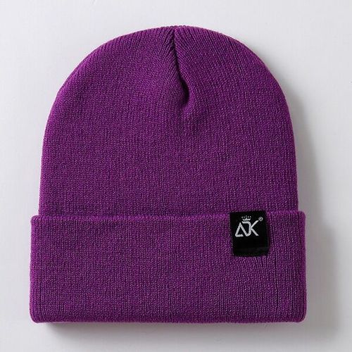 2022 new design bulk same  patch embroidery  hot selling beanies