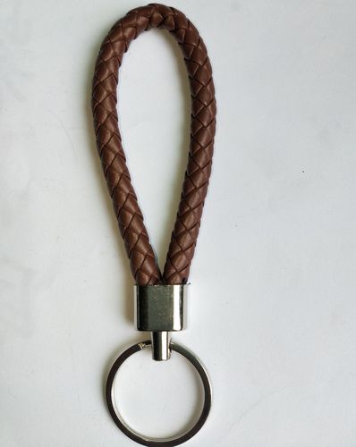 Luxury Colorful Leather Key Chains PU Leather Keychain Pop Metal Car Keyring Weave Braided Key chain