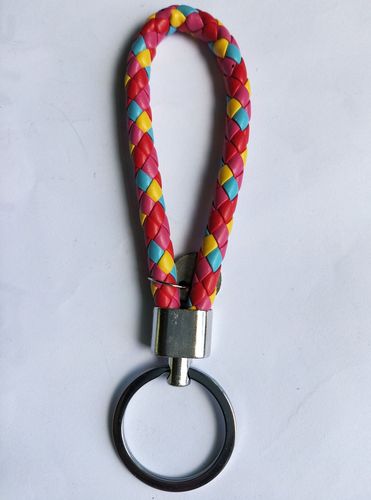 Luxury Colorful Leather Key Chains PU Leather Keychain Pop Metal Car Keyring Weave Braided Key chain