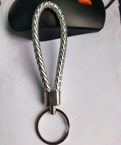 Luxury Colorful Leather Key Chains PU Leather Keychain Pop Metal Car Keyring Weave Braided Key chain