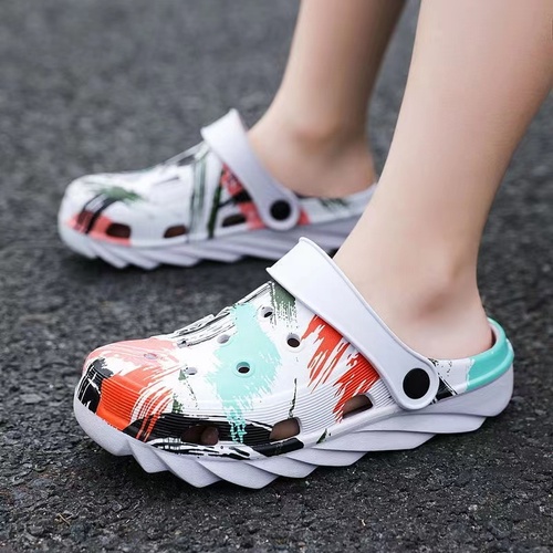 Boysgirls slides shoes casual printing clogs outdoor summer beach women and men  EVA clogs slides sandal couple slippers