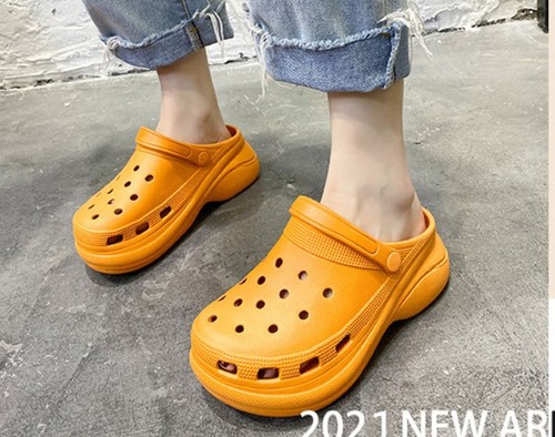  EVA Clog Shoe Breathable Cool Beach Slippers Lightweight Garden clogs shoes Non-slip Slides Slippers for Women
