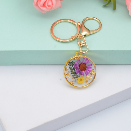Daisy flower keychain Crystal drop glue round hanging fashion simple women's bag car small gift accessories