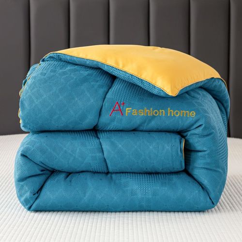 New Waffle Embroidered Quilt Soybean Protein Fiber Polyester Blend Quilt Warm Quilt in Winter