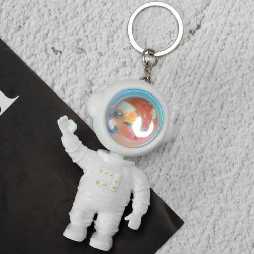 New Arrival Cartoon Sunset Light Space Astronaut Keychain Car Bag Fashion Creative Glowing Key Ring Small Gift Pendant O