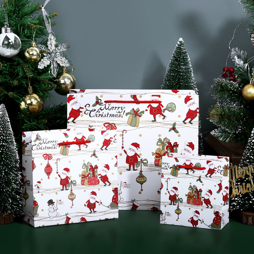   Christmas exquisite cartoon gift wrapping paper bag shopping bag