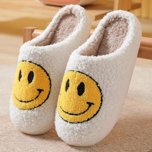  Winter cute cartoon smiling face home cotton slippers