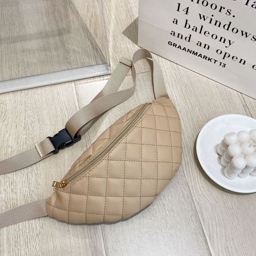 Casual Women PU Leather Fanny Pack Bag Fashion Banana Waist Bag Ladies Chest Bag