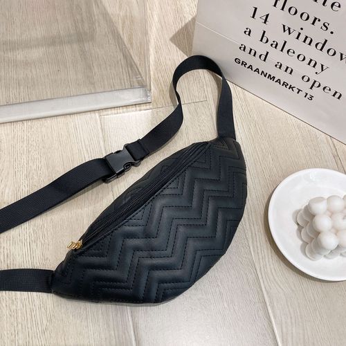 Casual Women PU Leather Fanny Pack Bag Fashion Banana Waist Bag Ladies Chest Bag