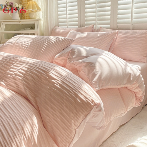 Cottage Bed Set (Quilt Cover, Fitted Sheet, 2 Pillowcase)