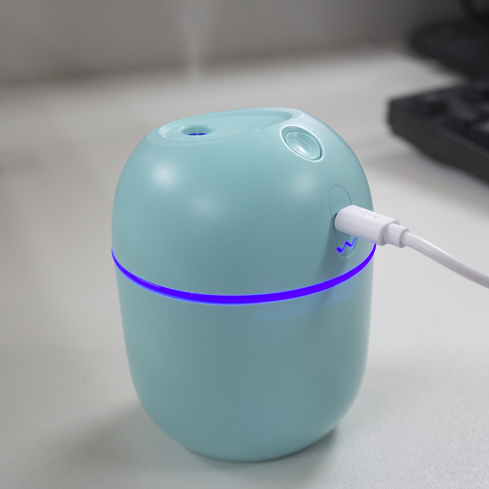 Mini USB Portable Car Air Purifier with Cool Mist Ultrasonic Diffuser Nano Aromatic Humidifier for Vehicle Interior