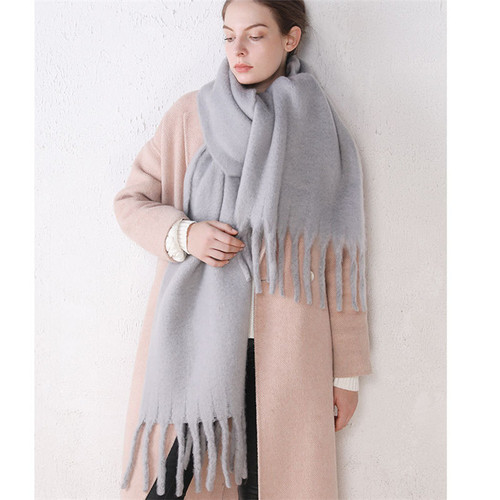 Fashion Winter Solid Color Women's Scarf Pashmina Bulk Scarves Soft Warm Thickened Scarves With Tassel