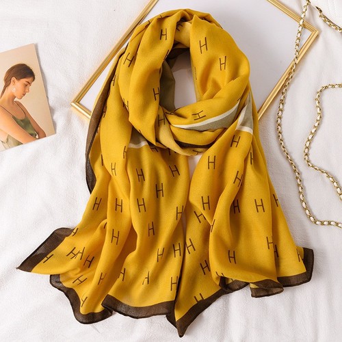 Women's Fashion Long Shawl Letters Jacquard Pashmina Scarf Winter Warm Tassel Large Soft Scarves 