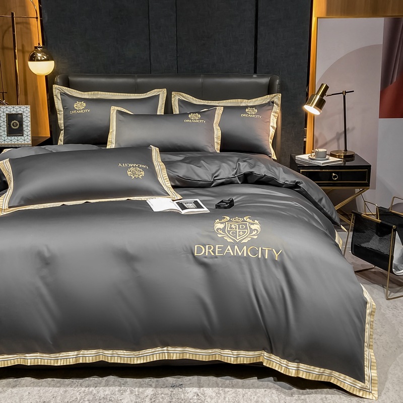 High Quality Cotton Bed Sheet Sets Affordable Luxury Home Textile Woven Comforter & Bedding Sets