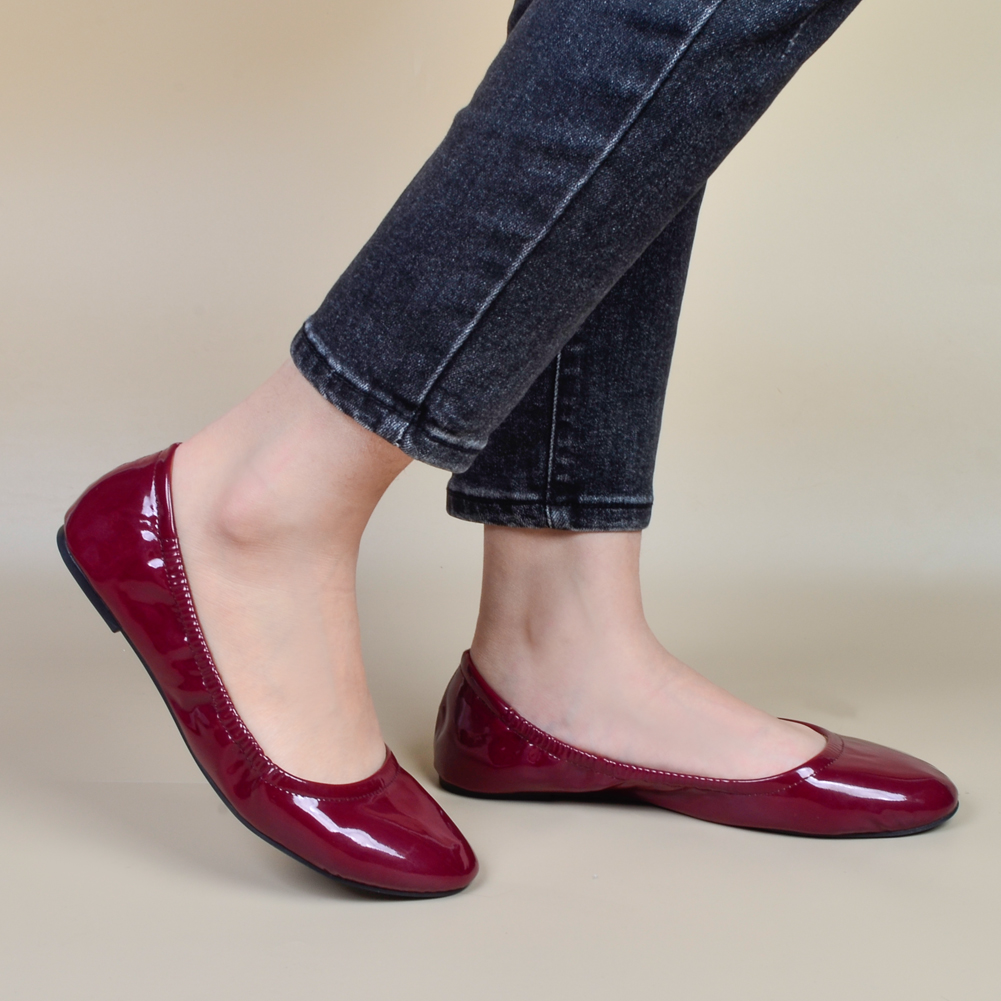 Stock High Quality Shiny PU Luxury memory foam insole ladies shoes slip on ballet casual women flat shoes