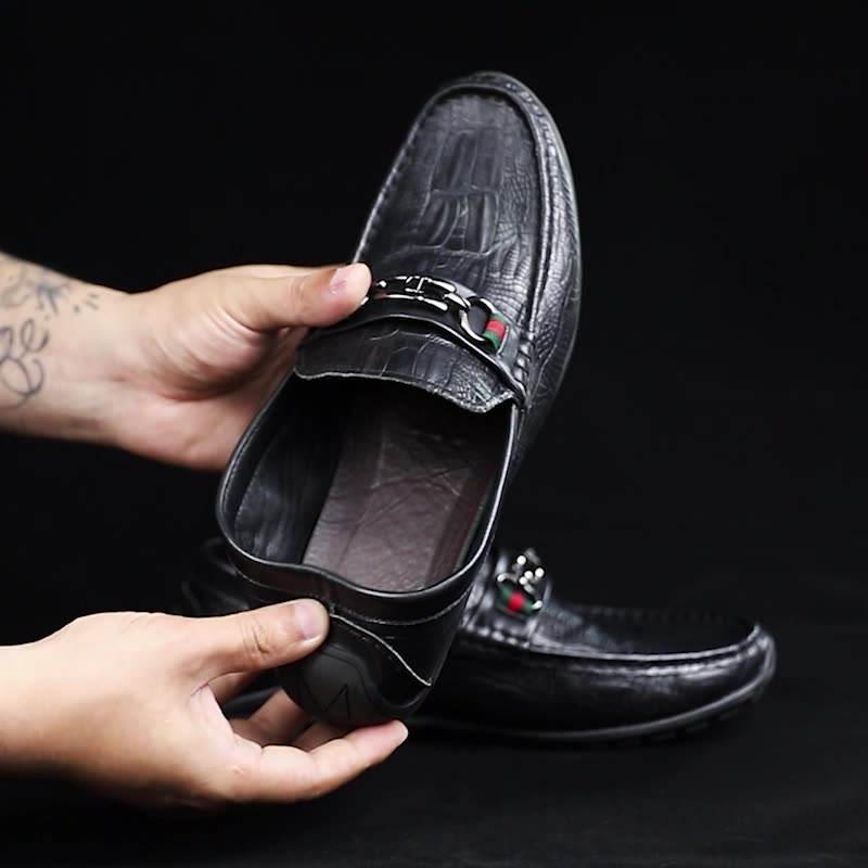 2023 New Style Designer Soft Rubber Sole Male Slip on Casual Driving Genuine Leather Loafers Boat Dress Shoes for Men