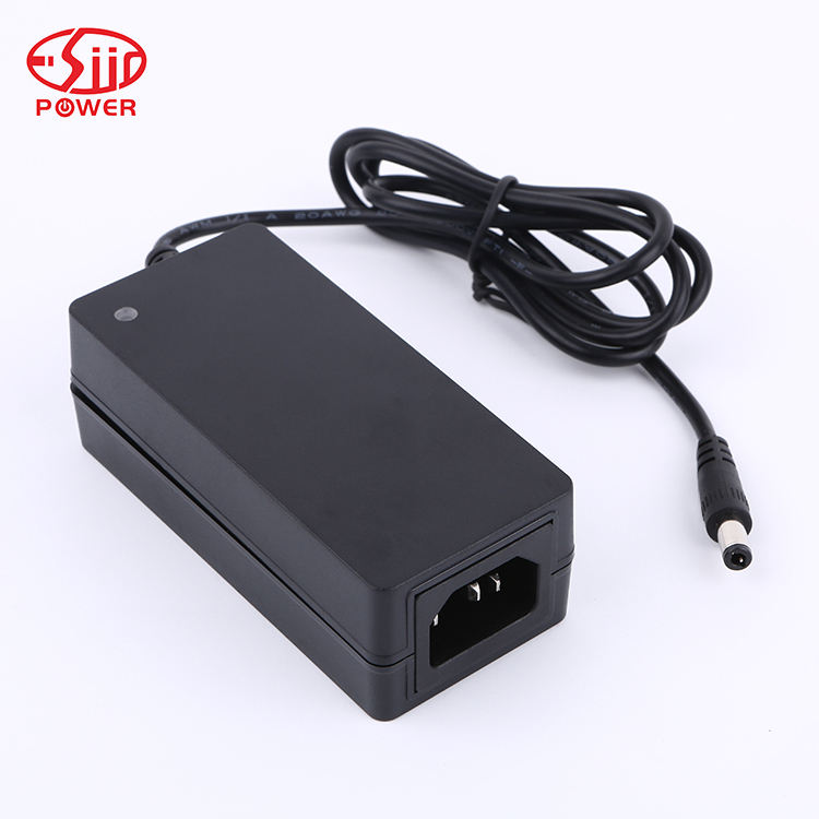 Input 100-240v ac 50-60Hz 65w ac dc usb laptop accessories adapter for laptop computer