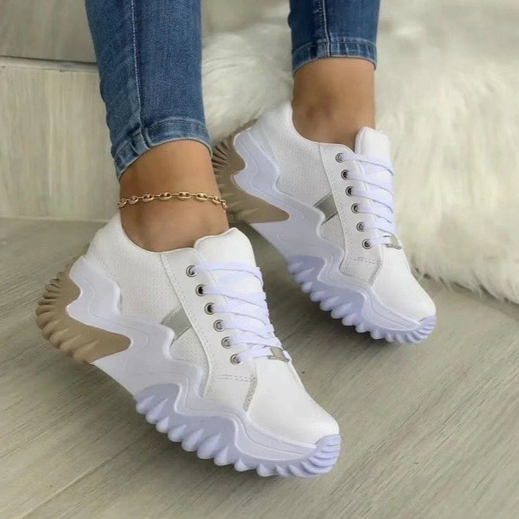 Women's large size casual sports shoes thick bottom inside high fashion women's shoes