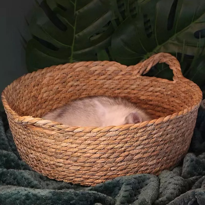 Best-selling Pet Supplies Cat Cotton Rope water hyacinth Basket Bed Donut Cuddler Safe Beds For Cats& dogs