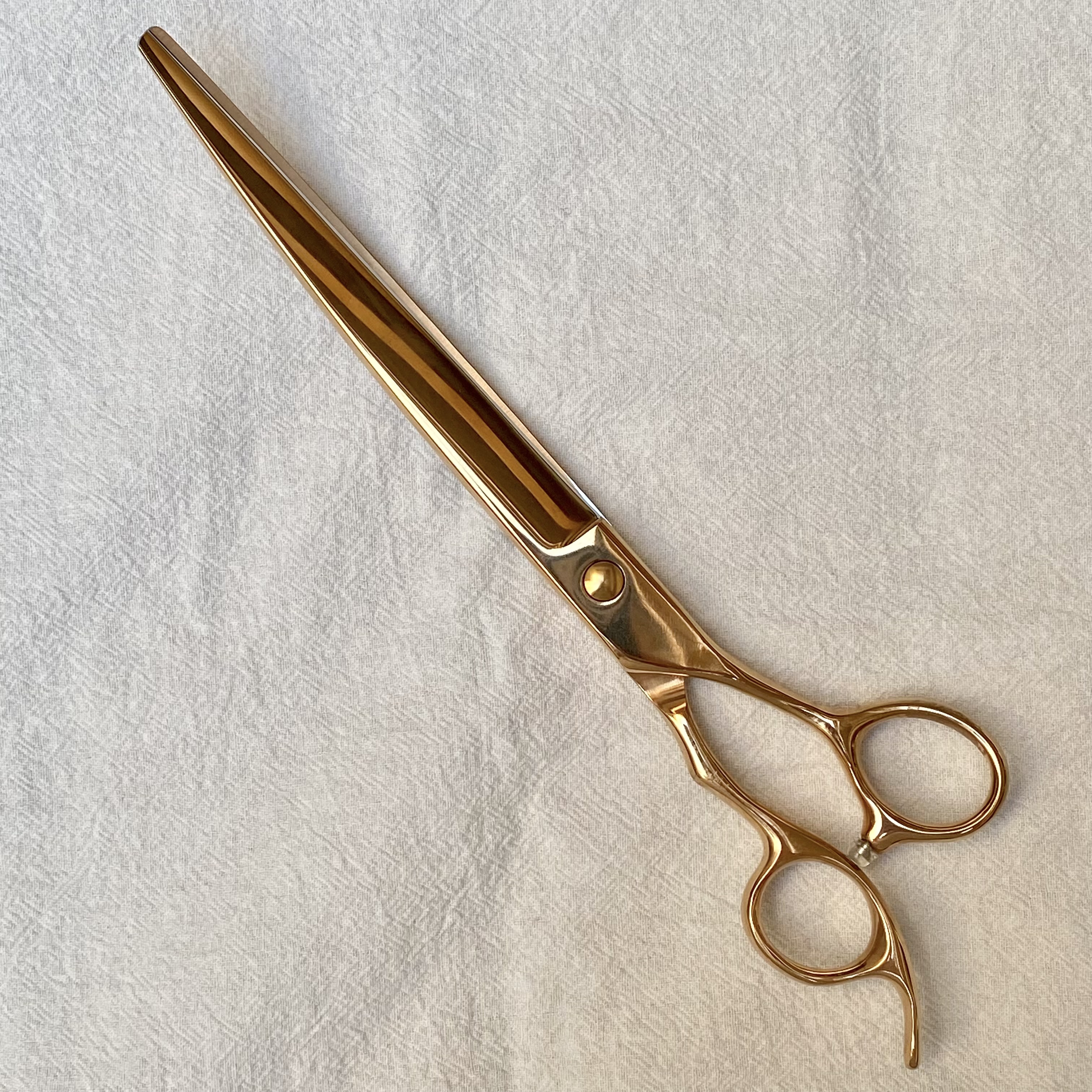 Top Selling 8 Inch Right Hand Rose Blond Offset Pet Hair Cutting Curved Scissors Dog supplies